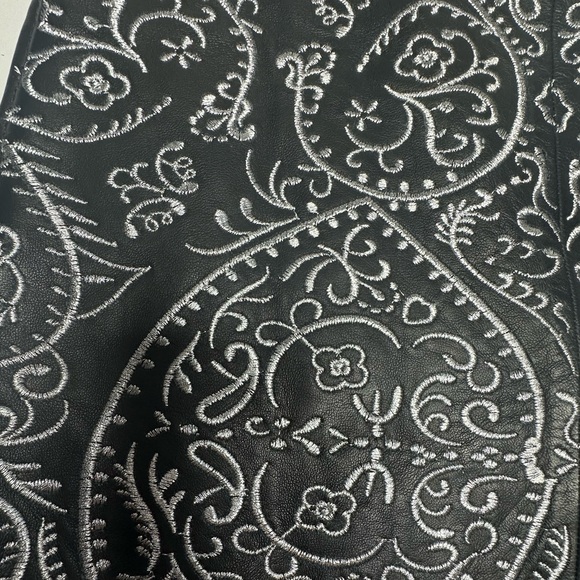 NWT Free People x Understated Leather Black Leather Embroidered Moto Pants S - Picture 16 of 16